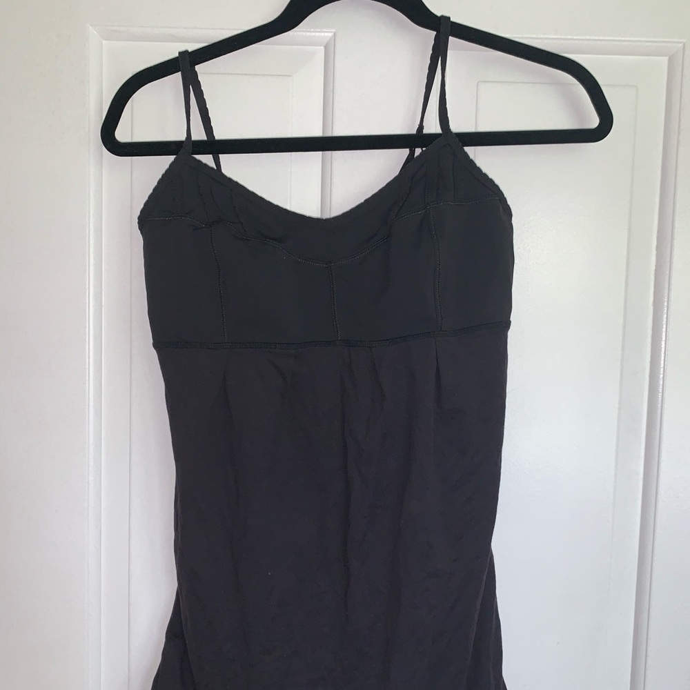 Lululemon black tank top